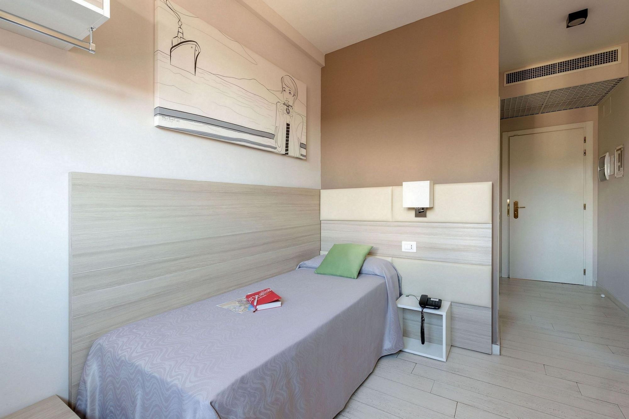 Hotel Cristina Naples Exterior photo